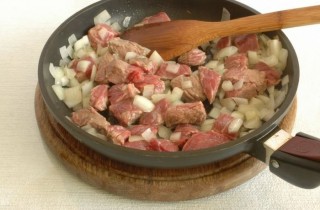 Паприкаш с телятиной - фото шага 3