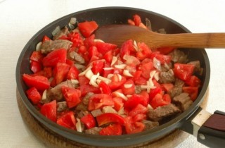 Паприкаш с телятиной - фото шага 4