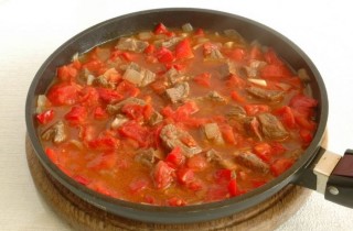 Паприкаш с телятиной - фото шага 5