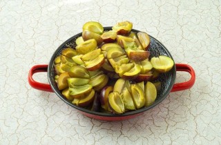 Пирог со сливами - фото шага 3