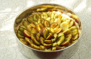 Пирог со сливами - фото шага 4