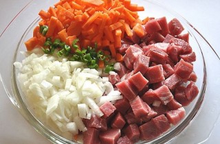 Плов со свининой в горшочке - фото шага 1