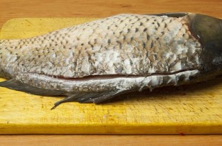 Праздничный карп с овощами - фото шага 2