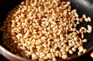 Тарталетки с соусом песто и креветками - фото шага 4