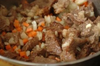 Тушеное мясо с рисом - фото шага 4