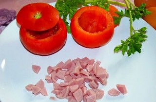 Яичница в помидорах - фото шага 2