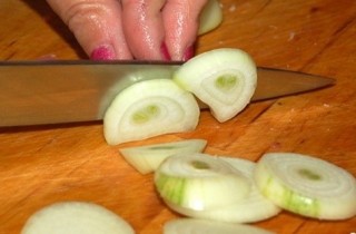 Греческий салат с моцареллой - фото шага 4