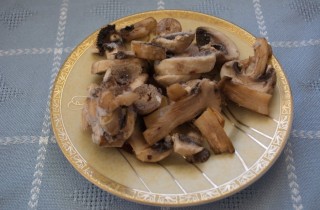 Грибной соус с сыром - фото шага 2