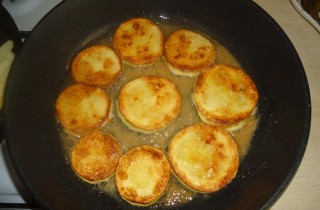 Жареный картофель с кабачками - фото шага 10