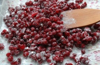 Клюква засахаренная - фото шага 5