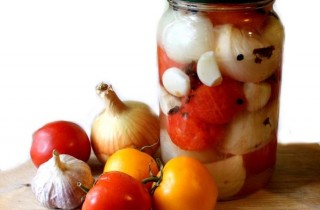 Острые помидоры на зиму