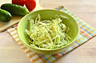 Овощной салат с курицей - фото шага 3