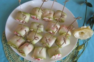 Рулетики из цукини с творогом и перцем - фото шага 6