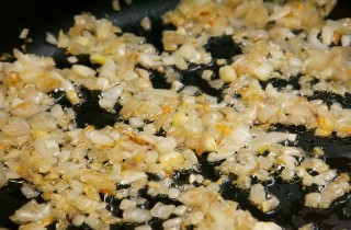 Соус грибной из шампиньонов - фото шага 2