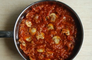 Томатно-грибной соус - фото шага 9