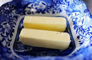 Ароматные гренки с корицей - фото шага 1