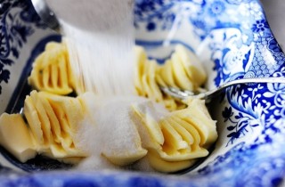 Ароматные гренки с корицей - фото шага 3