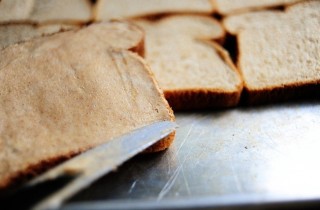 Ароматные гренки с корицей - фото шага 6