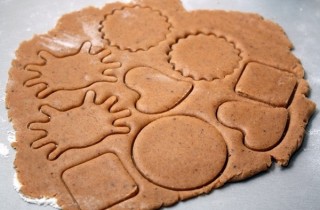 Медовые пряники на елку - фото шага 6