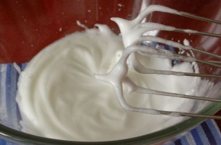 Меренги с миндалем - фото шага 4