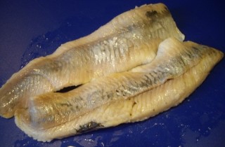 Овощные бутерброды с сельдью - фото шага 4