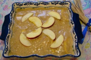 Пирог с яблоками и корицей - фото шага 4