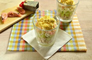 Праздничный салат с креветками - фото шага 8