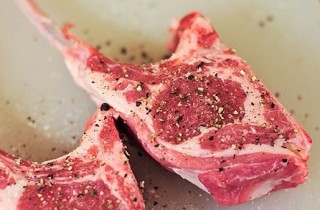 Бараньи ребра на мангале - фото шага 2