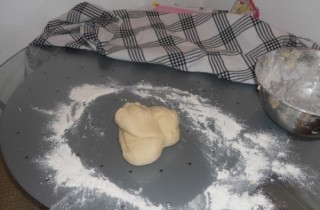 Булочки с изюмом и корицей - фото шага 1