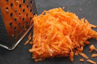 Диетические морковные котлеты - фото шага 1