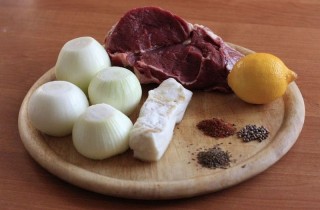 Говяжий шашлык на сковороде - фото шага 1