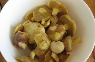 Картофельные котлеты с грибами - фото шага 1