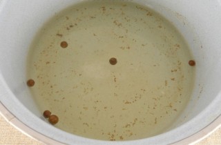 Маринованные помидоры с яблоками на зиму - фото шага 4