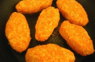 Постные морковные котлеты - фото шага 7