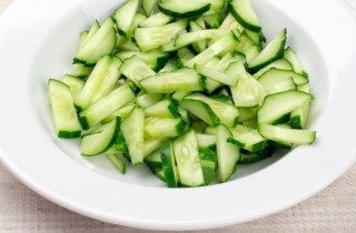 Салат из пекинской капусты с овощами - фото шага 4