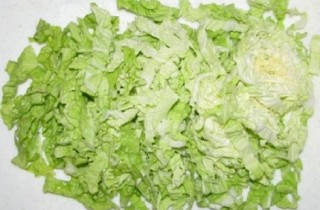 Салат с пекинской капустой и редисом - фото шага 1