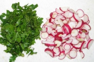 Салат с пекинской капустой и редисом - фото шага 4