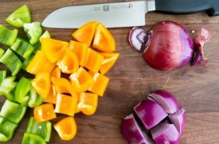 Шашлык из говядины с овощами - фото шага 5