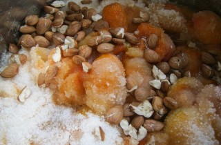 Варенье из абрикосов без воды - фото шага 4