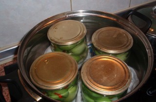 Зеленые маринованные помидоры - фото шага 2