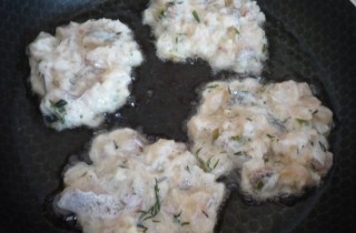 Котлеты рыбные из минтая - фото шага 4