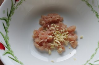 Куриные котлеты с геркулесом - фото шага 3