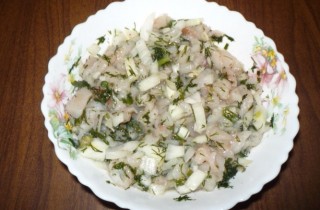 Рубленые котлеты из щуки - фото шага 4