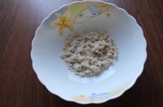 Рыбные котлеты с хлебом - фото шага 1