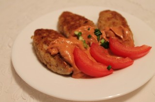 Рыбные котлеты с картофелем