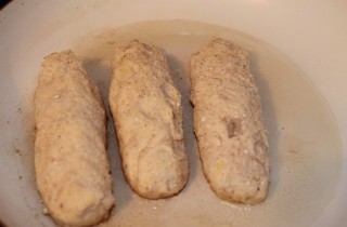 Рыбные котлеты с сыром - фото шага 8