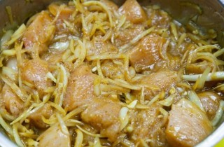 Шашлык из куриной грудки с овощами - фото шага 2