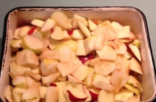 Яблочное варенье в духовке - фото шага 2