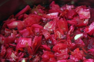 Капуста, маринованная по-корейски со свеклой - фото шага 6