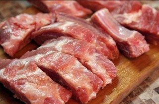 Свиные ребрышки, запеченные в рукаве - фото шага 2